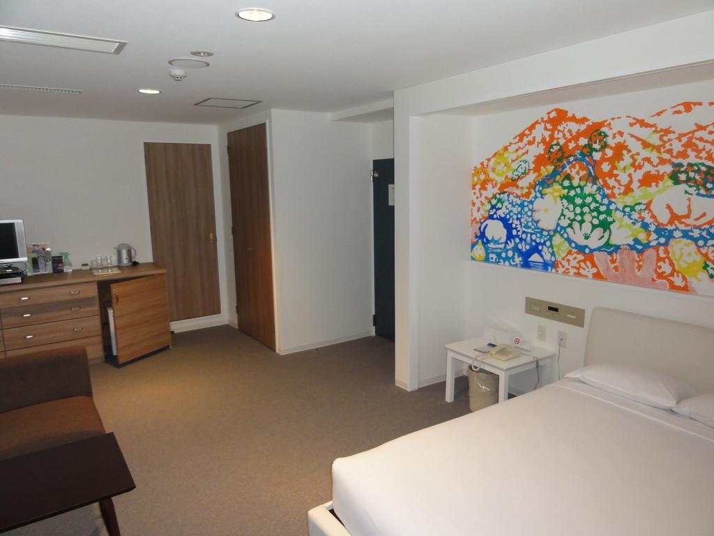 Art Hotel Color Аомори Екстериор снимка